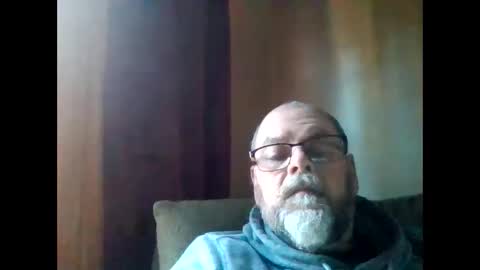 Snapshot of thisguy374 chatting on December 21, 1:53 pm thisguy374 online show from December 21, 1:53 pm