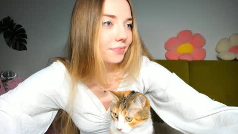 Amelia  shows on mondays fridays and sundays  if anything changes im giving updates on my fansly  online show from December 2, 5:04 pm