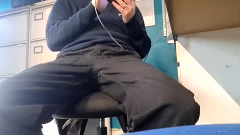 thobbincock online show from March 20, 2:22 pm