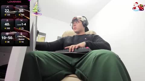 Snapshot of thom_ohtani chatting on November 14, 11:02 pm thom_ohtani online show from November 14, 11:02 pm