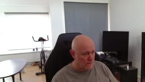 thomas806035 online show from July 21, 11:45 am