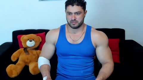 Thomas Brandon online show from January 25, 1:32 am