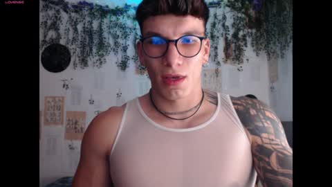 Thomas Grey online show from January 18, 7:38 am