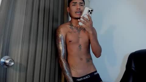 Thomas online show from February 19, 5:06 pm