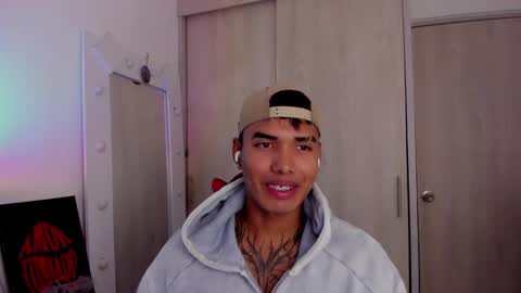 Thomas online show from February 8, 6:55 pm