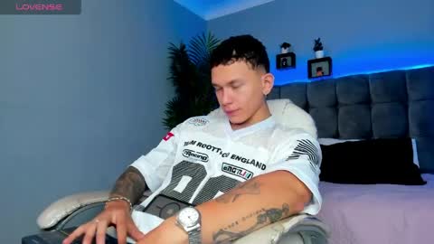 Thomas online show from April 20, 1:58 pm