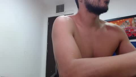 Thomas online show from January 28, 8:15 pm