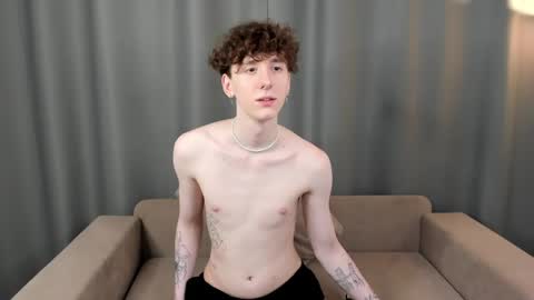 Thomas online show from March 2, 8:48 am