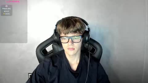 Snapshot of thomas_shelbivip chatting on July 27, 8:49 pm Tomas online show from July 27, 8:49 pm