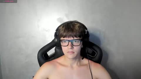 Snapshot of thomas_shelbivip chatting on August 6, 7:05 pm Tomas online show from August 6, 7:05 pm