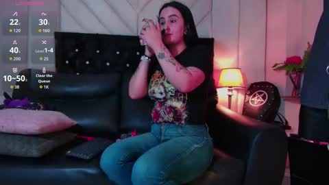 thomasandsamantha online show from March 5, 12:56 pm