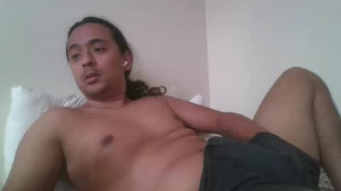 Snapshot of thomasbbc25 chatting on January 2, 4:56 pm Thomas online show from January 2, 4:56 pm