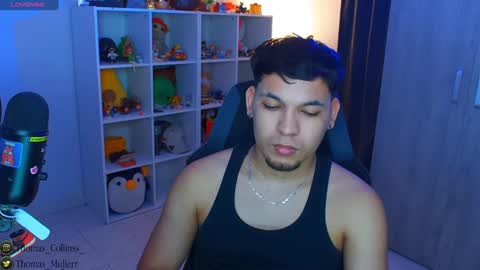 Snapshot of thomascollins__ chatting on January 27, 7:56 am Thomas online show from January 27, 7:56 am