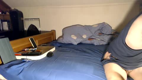 Snapshot of thomasleiber chatting on January 9, 7:44 am Thomas online show from January 9, 7:44 am