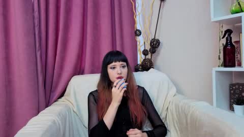 Snapshot of thomasperlow chatting on November 11, 9:09 am Bella online show from November 11, 9:09 am