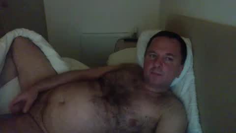 Snapshot of thomaspol chatting on April 22, 10:00 pm Tom online show from April 22, 10:00 pm