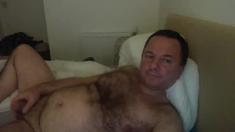 Snapshot of thomaspol chatting on April 25, 10:40 pm Tom online show from April 25, 10:40 pm