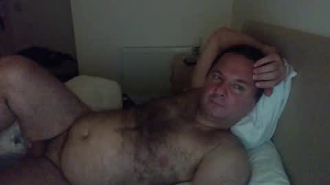 Snapshot of thomaspol chatting on May 28, 10:18 pm Tom online show from May 28, 10:18 pm