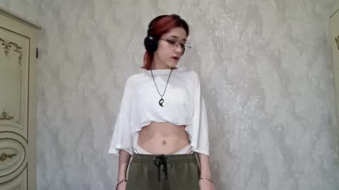 Snapshot of thomasvicknair chatting on December 5, 11:30 am Lina online show from December 5, 11:30 am