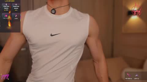 Thom Klein online show from April 21, 7:39 pm