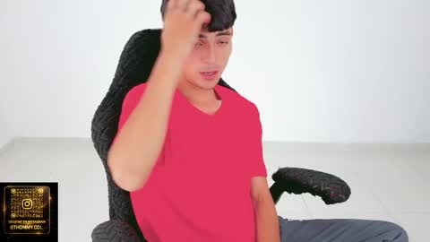 Thomas online show from March 29, 2:33 am