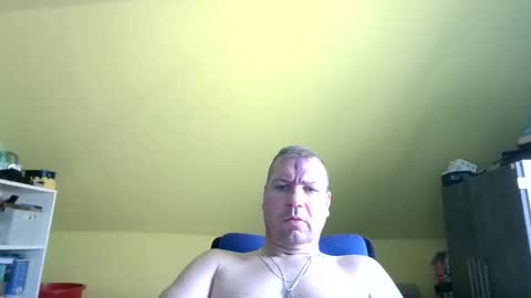Snapshot of thomsen1478 chatting on December 4, 10:46 am thomsen1478 online show from December 4, 10:46 am