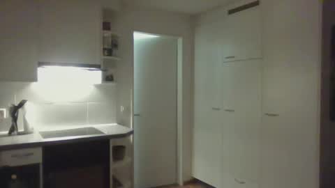 Snapshot of thomster1972good chatting on February 28, 9:05 pm Tom online show from February 28, 9:05 pm