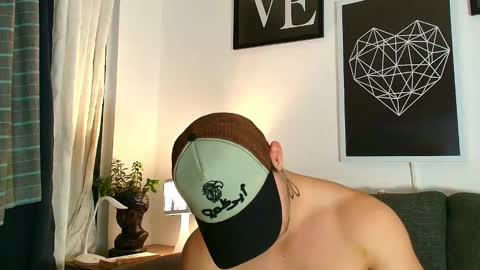 thomylov online show from March 20, 12:59 am