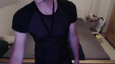 thongboysexy online show from May 1, 7:18 pm