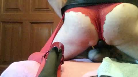 Thongsandstocking online show from September 23, 11:52 pm