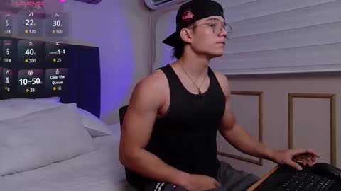 Thony online show from February 3, 7:52 pm