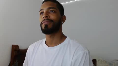 Snapshot of thonymaster chatting on March 3, 4:58 am thonyy online show from March 3, 4:58 am