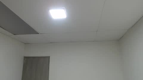 Snapshot of thonymaster chatting on October 31, 12:22 am thonyy online show from October 31, 12:22 am