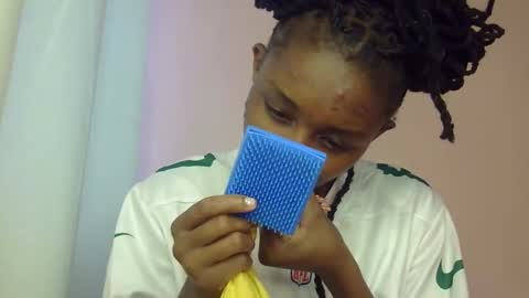 thotiana007 online show from September 25, 11:47 am