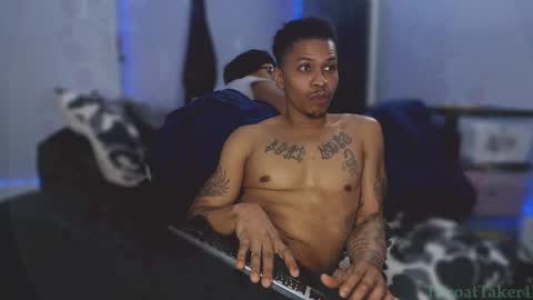 Snapshot of throattaker4l_ chatting on March 7, 7:38 am ThroatTaker4l online show from March 7, 7:38 am