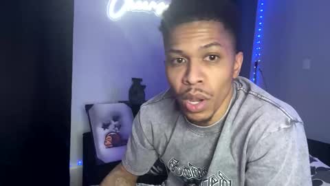 Snapshot of throattaker4l_ chatting on March 28, 2:33 am ThroatTaker4l online show from March 28, 2:33 am