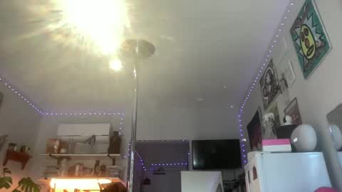 throatyygoat online show from October 4, 6:50 pm