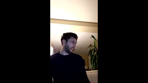 throwawayafteruse20202 online show from March 10, 11:10 pm