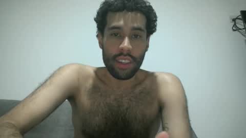 Snapshot of throwawayyourgun chatting on February 4, 1:38 pm Luka online show from February 4, 1:38 pm