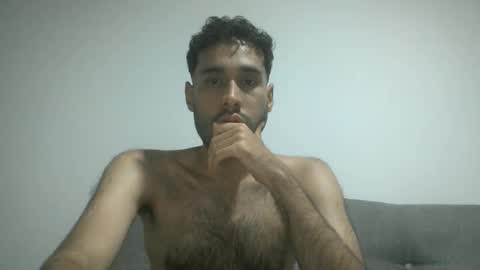 Snapshot of throwawayyourgun chatting on September 26, 10:14 pm Luka online show from September 26, 10:14 pm