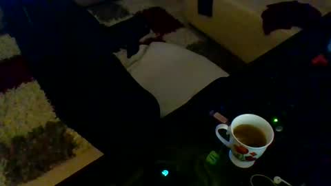 Snapshot of thrthrd chatting on December 1, 7:25 pm EdgingMasterThrthrd online show from December 1, 7:25 pm