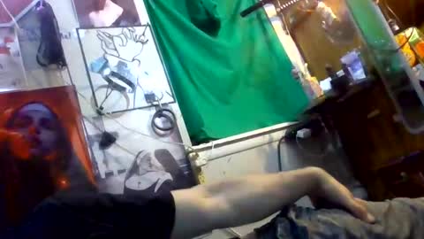 thunder8u42 online show from December 14, 9:36 am