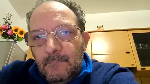 Little Wolf  online show from January 6, 6:36 am