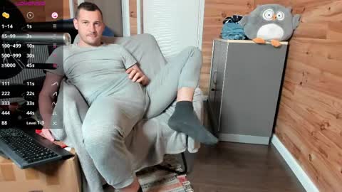 bigsshark online show from April 19, 10:47 am