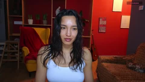 tia_j online show from February 5, 4:22 pm