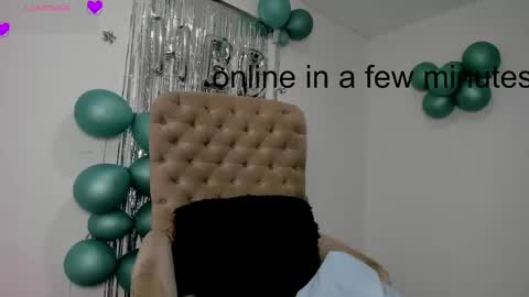 Snapshot of tiago_hannah chatting on May 13, 10:23 am carolina online show from May 13, 10:23 am