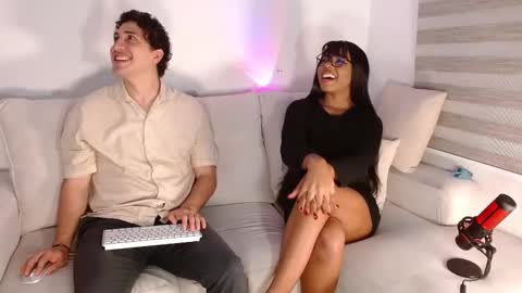 Snapshot of tiana_naveen chatting on March 1, 2:13 am tiana naveen online show from March 1, 2:13 am