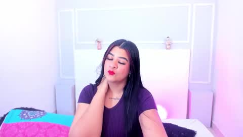 Snapshot of tianaglow26 chatting on September 10, 7:25 pm Tiana Luv Sins online show from September 10, 7:25 pm