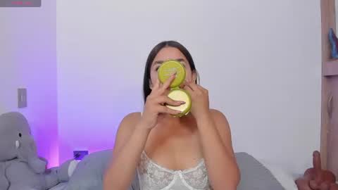 Snapshot of tianaglow44 chatting on June 25, 12:31 pm T I A N A online show from June 25, 12:31 pm
