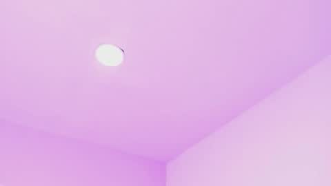 tiannagloww online show from February 9, 6:56 pm